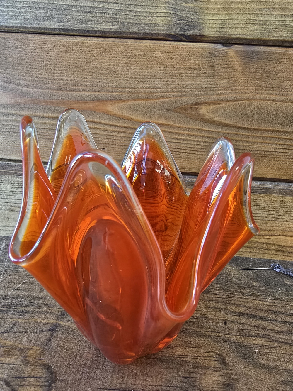 Viking 6 Petal Hankerchief Vase